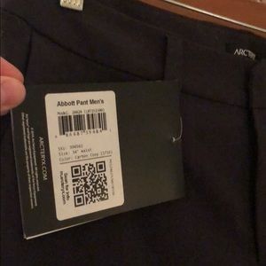 Arcteryx Men’s Abbott pant color “carbon copy”